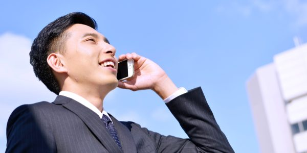 電話　男性　サラリーマン